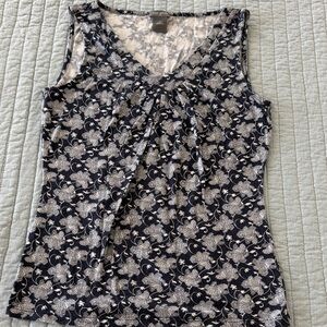 Ann Taylor Navy and White Floral Pleated V-Neck Tank